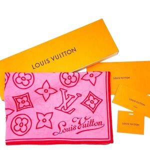 Auth Louis Vuitton all-over Monogram print pink cotton Scarf W/Box
